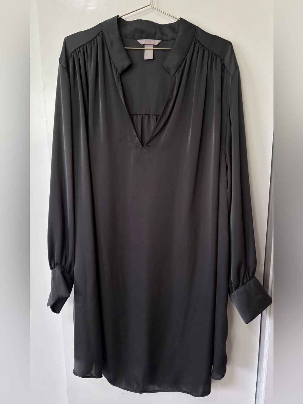 H&M| Deep Green Satin V-Neck Long Sleeve Oversized Tunic Shirt Dress Sz XXL - Picture 2 of 8